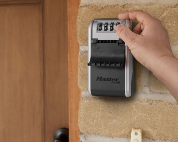 προϊόντα ασφαλείας - Master Lock Safety